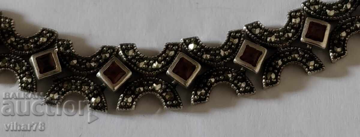 Аукцион сребърна гривна с гранат и маркизит Аукцион сребърна гривна с гранат и маркизит