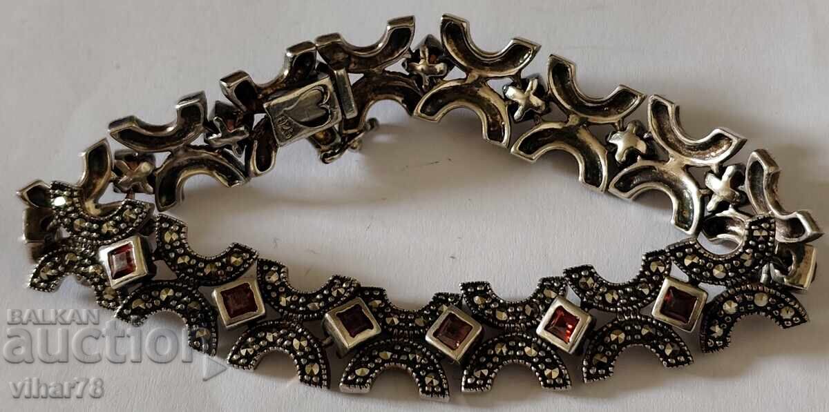 сребърна гривна с гранат и маркизит сребърна гривна с гранат и маркизит