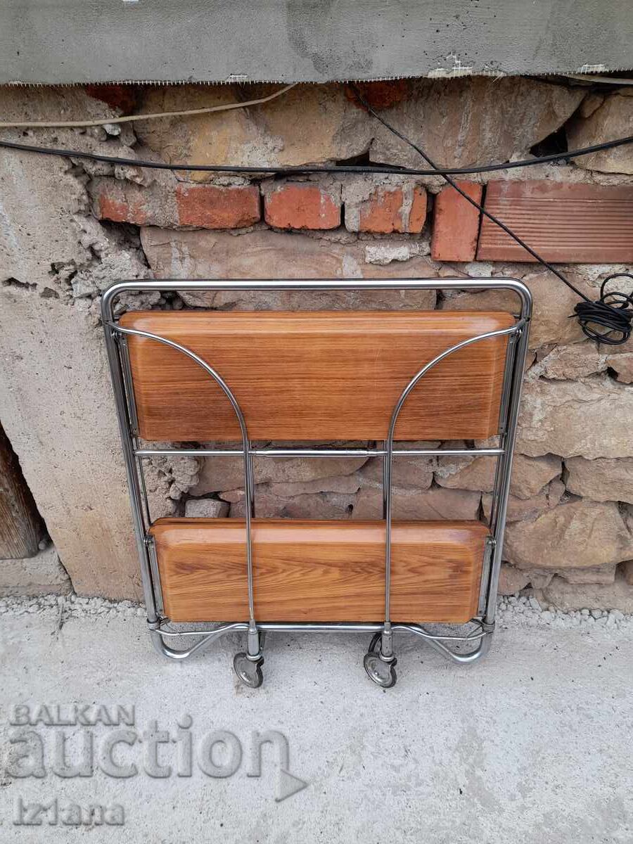 Стара количка за сервиране с цена 190.00 лв. | € 97.15 Стара количка за сервиране с цена 190.00 лв. | € 97.15