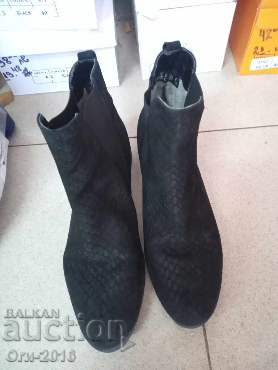 Μοντέρνες Γυναικείες Μπότες σουέτ - 5