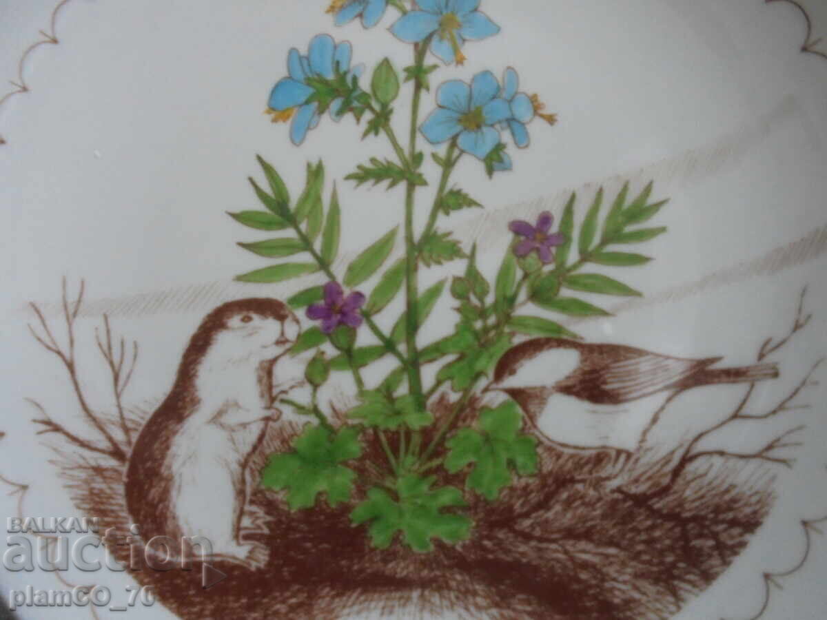 Auction  Collector's Plate - Sverige Blommor & Djur –1978
