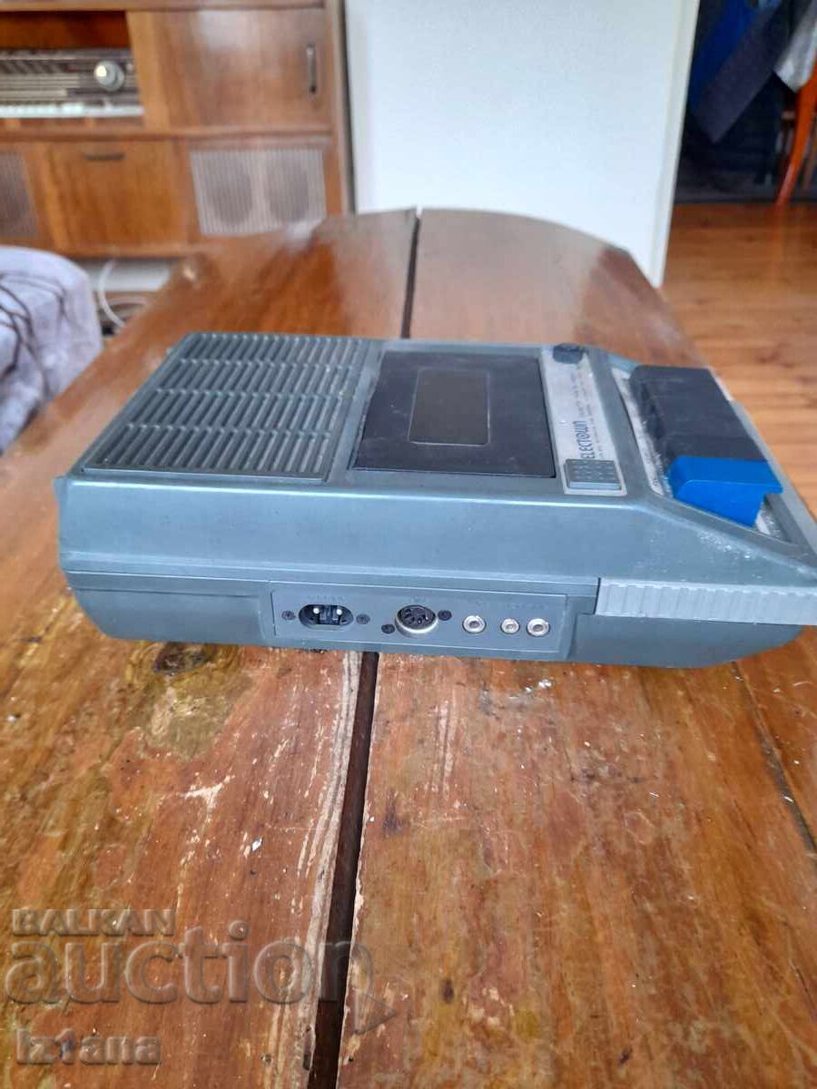 Livrarea Vechi casetofon Electown