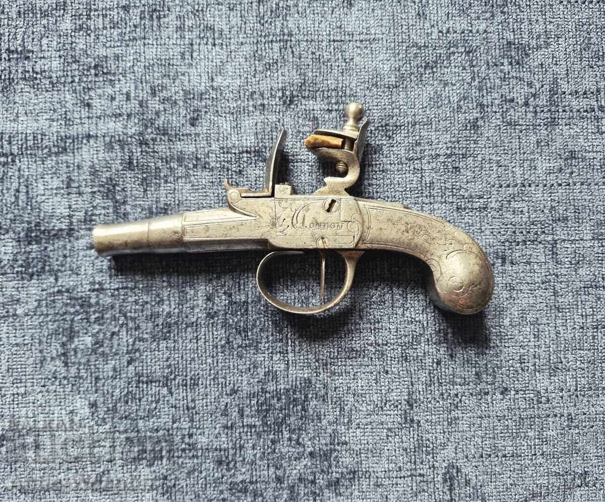 Unique flintlock pistol. "Seglas - London". 1750-1780 with price 1180.00 BGN | € 603.32 Unique flintlock pistol. "Seglas - London". 1750-1780 with price 1180.00 BGN | € 603.32