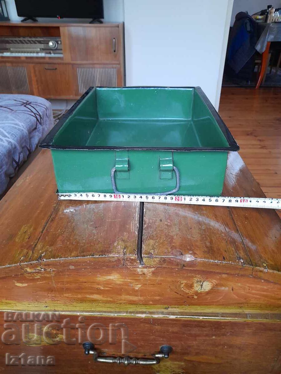 Доставка на Стара емайлирана тава,тепсия