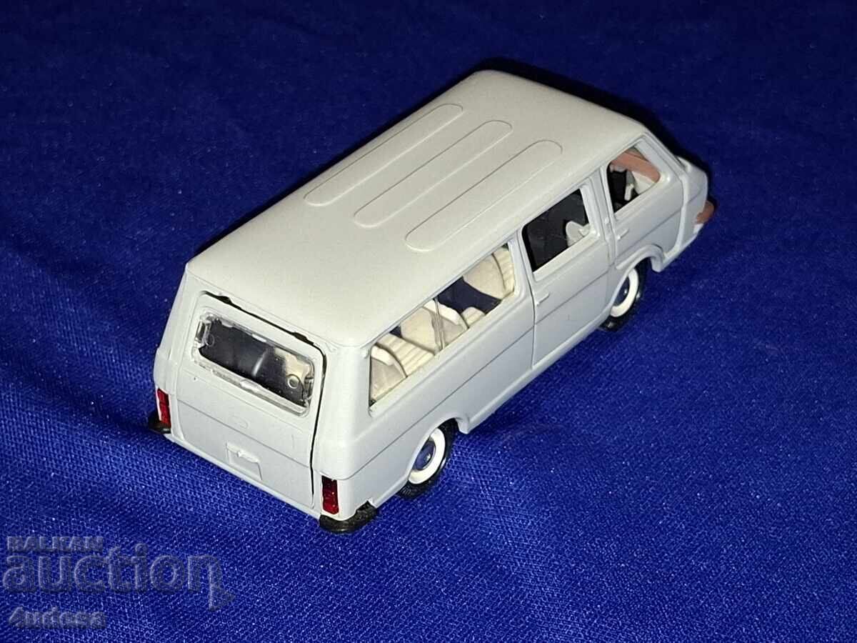 Licitație Soc Russian Toy RAF 2203 Letonia 1:43 Fabricat in URSS URSS