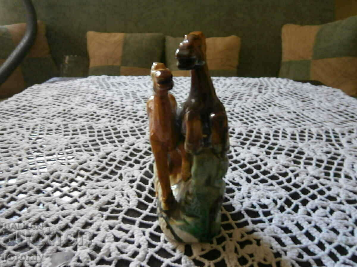 Porcelain figure with price 10.00 BGN | € 5.11 Porcelain figure with price 10.00 BGN | € 5.11