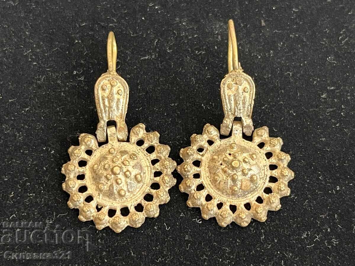 Revival-era Arpalias Revival-era Arpalias