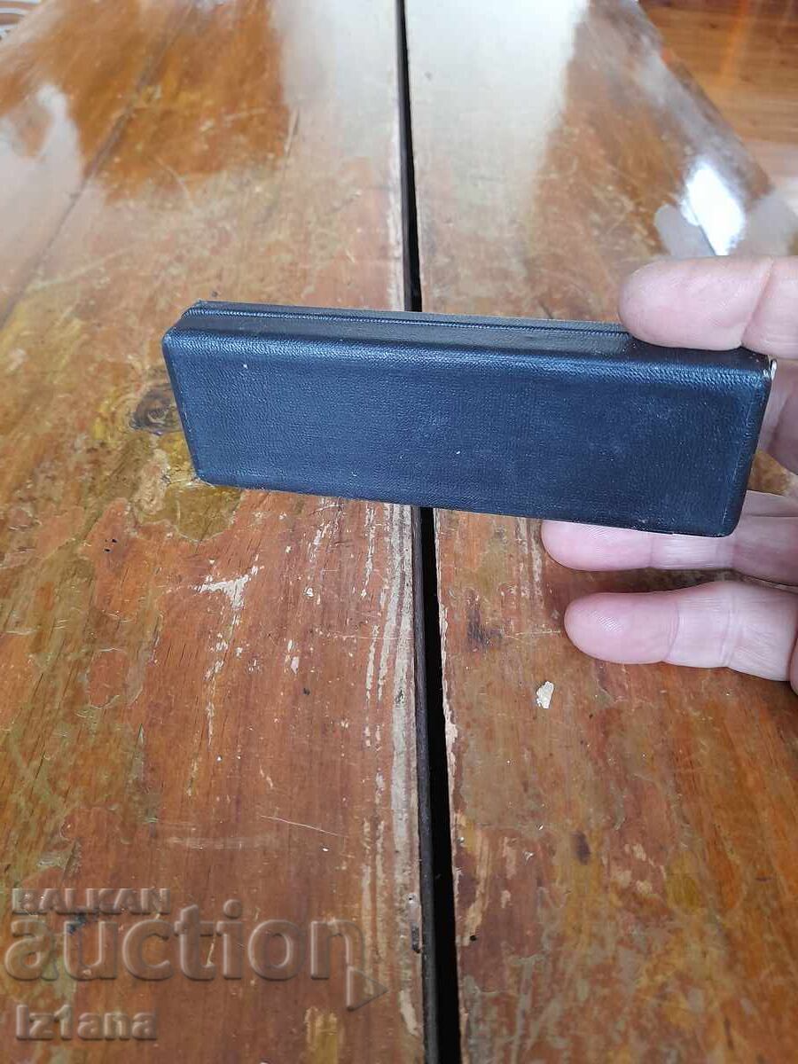 Auction  Old Richter Pracision Compass