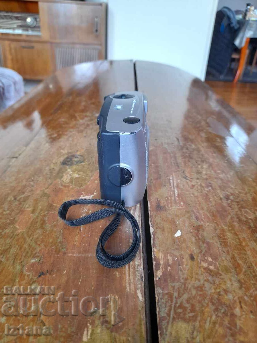 Φωτογραφική μηχανή Kodak EC 100 με τιμή 12.00 BGN | € 6.14