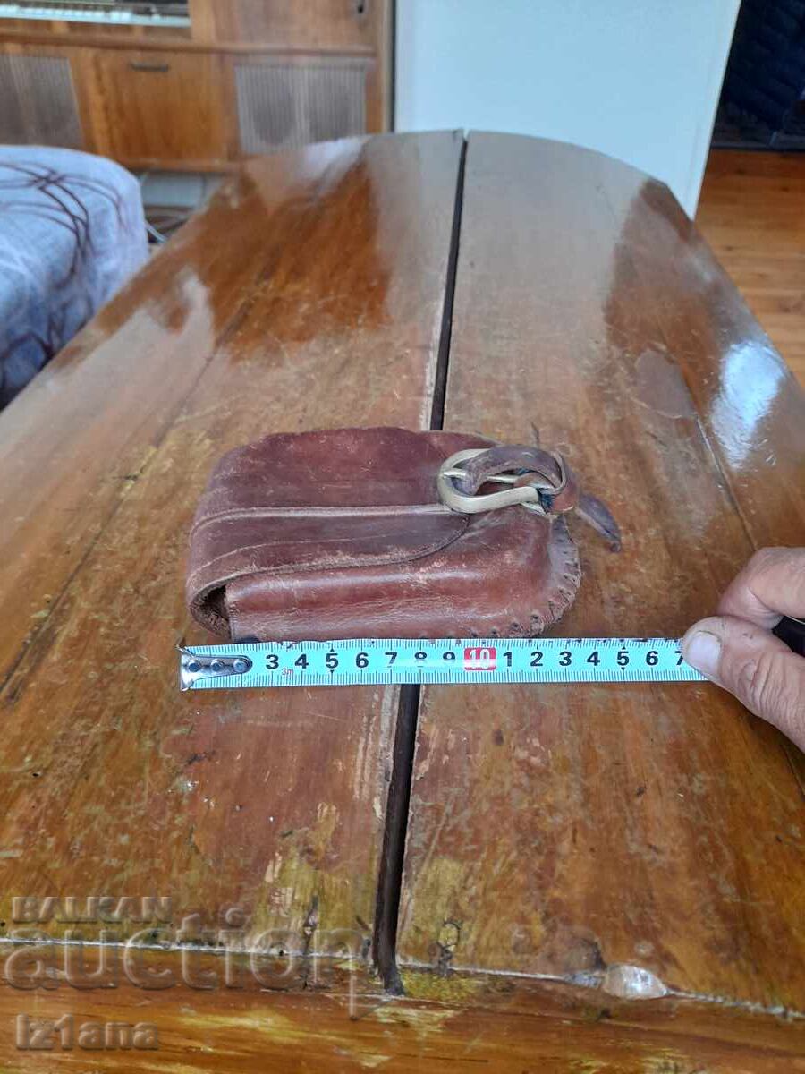 Δημοπρασία Παλιό δερμάτινο τσαντάκι μέσης