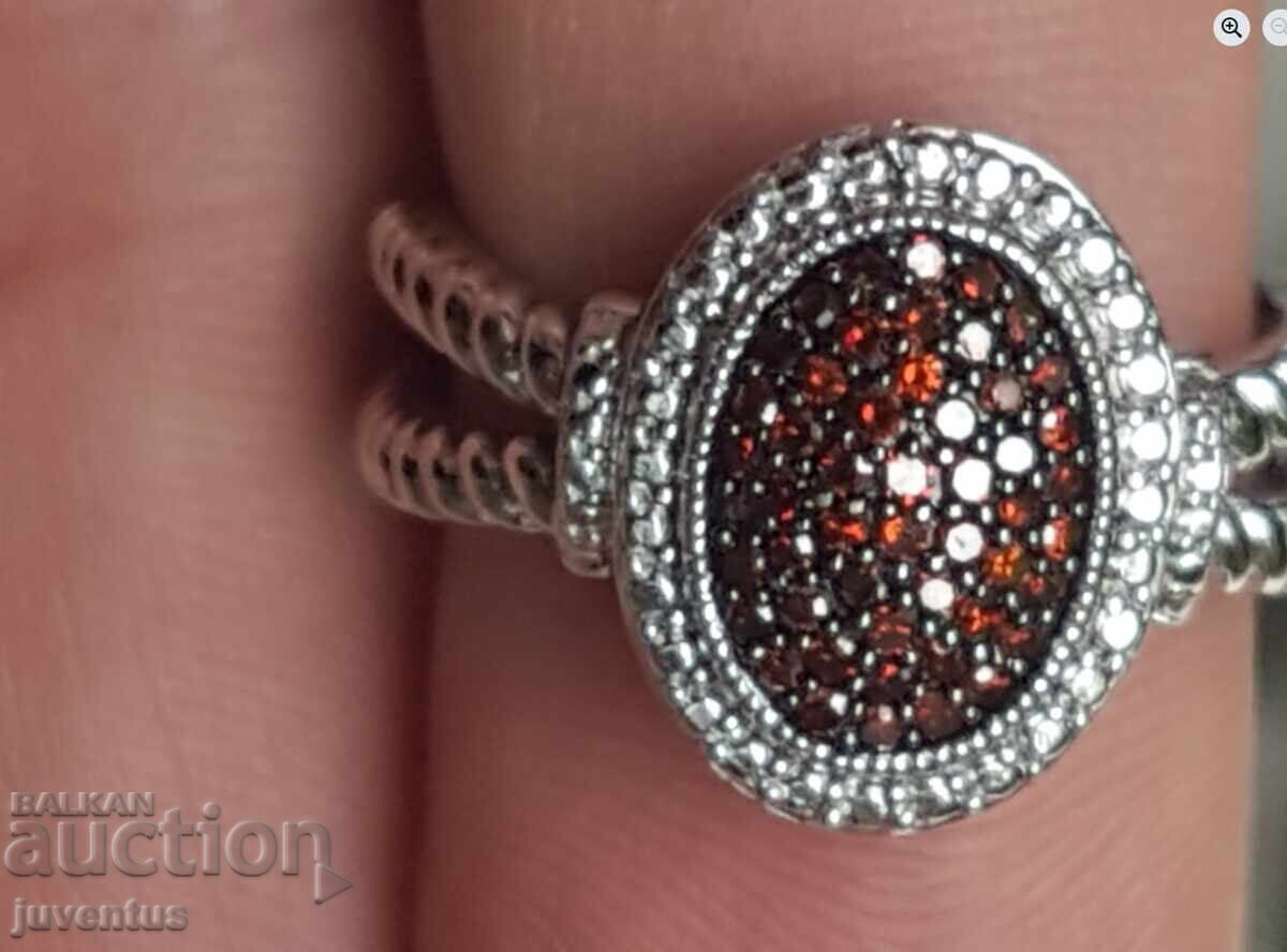 SILVER RING WITH NATURAL RED DIAMONDS CERTIFICATE - 6 SILVER RING WITH NATURAL RED DIAMONDS CERTIFICATE - 6