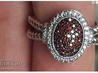 Ασημένιο δαχτυλίδι με φυσικά κόκκινα διαμάντια, πιστοποιητικό