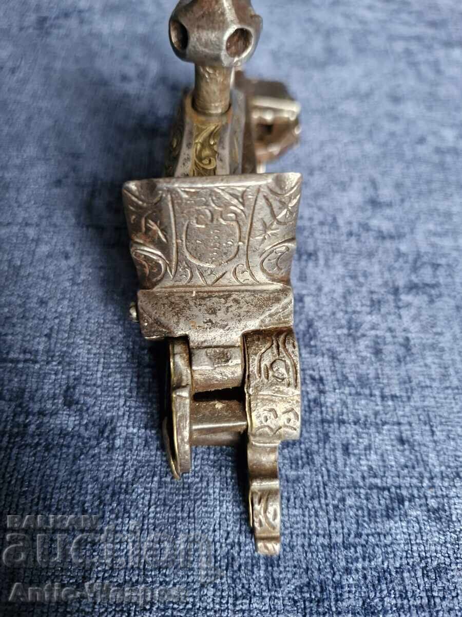 Livrarea Mecanism de cremene pentru pușcă. 18 cm. Imperiul Otoman Livrarea Mecanism de cremene pentru pușcă. 18 cm. Imperiul Otoman