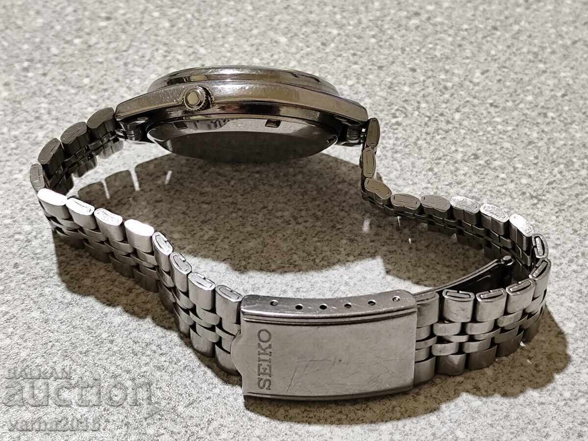 Licitație Seiko 5 Automatic 7009-466R Licitație Seiko 5 Automatic 7009-466R