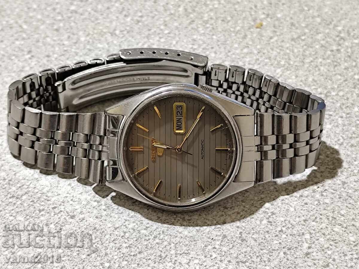 Seiko 5 Automatic 7009-466R Seiko 5 Automatic 7009-466R