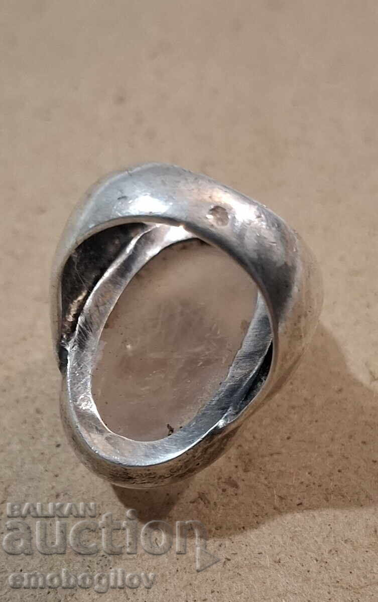Auction  Massive Old Silver Ring with Rose Quartz