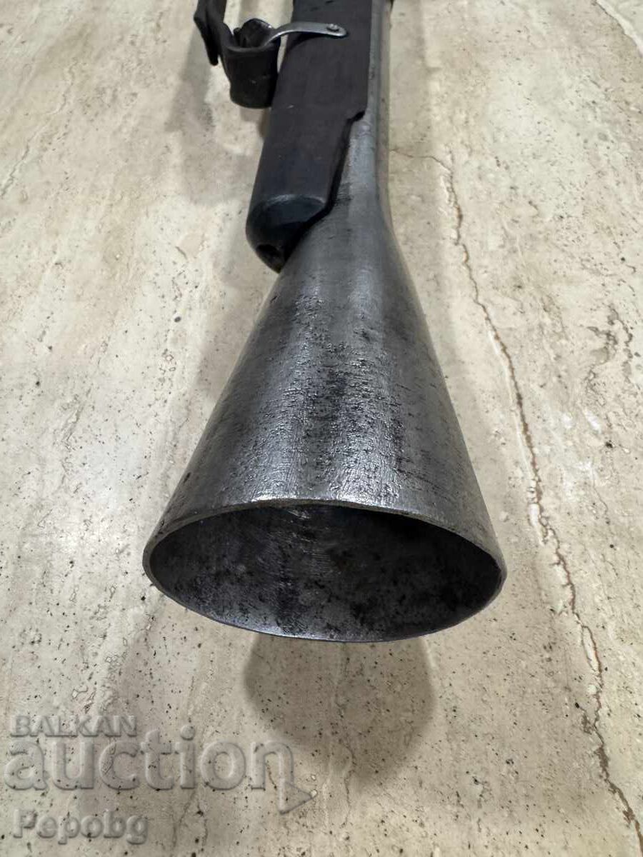 Licitație Pușcă capsulă foarte interesantă, trombon