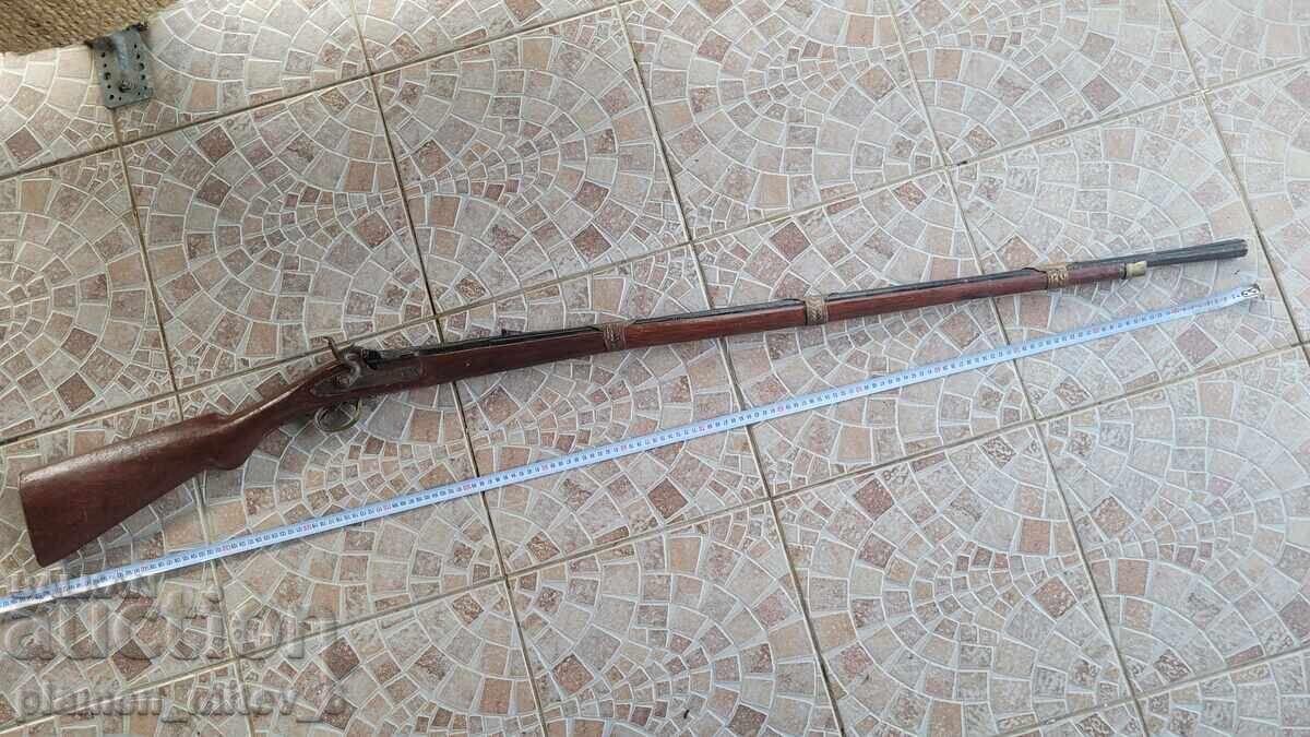 Cannon, flintlock, musket, rifle Cannon, flintlock, musket, rifle