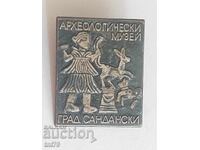 Значка: Туристическо дружество „Вихрен“  град Сандански.