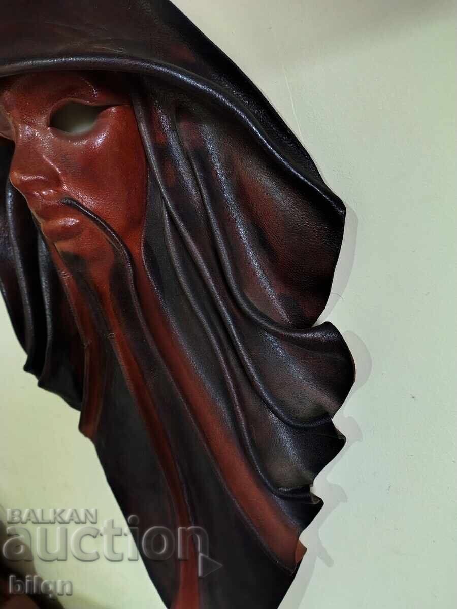 Ενδιαφέρουσα Δερμάτινη Μάσκα - 5