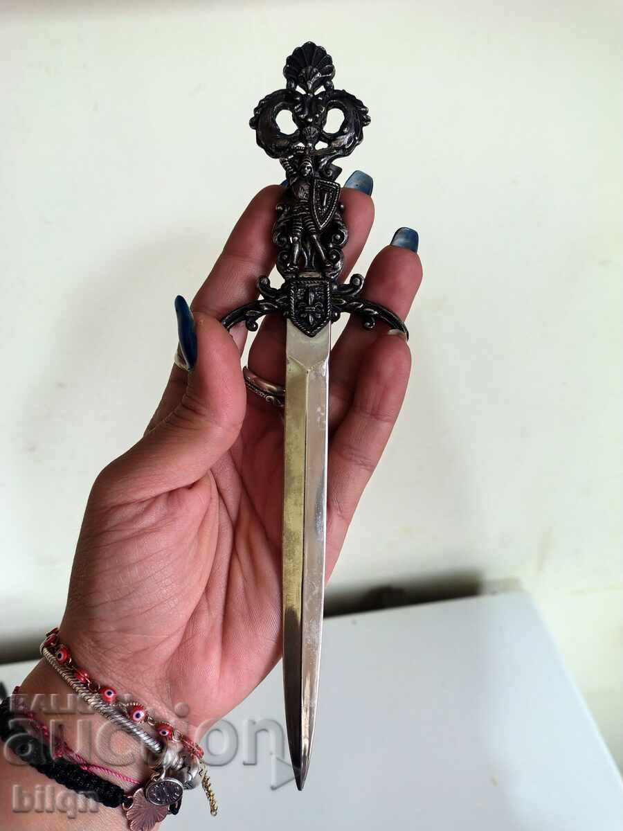 Cuțit cu scrisori de colecție