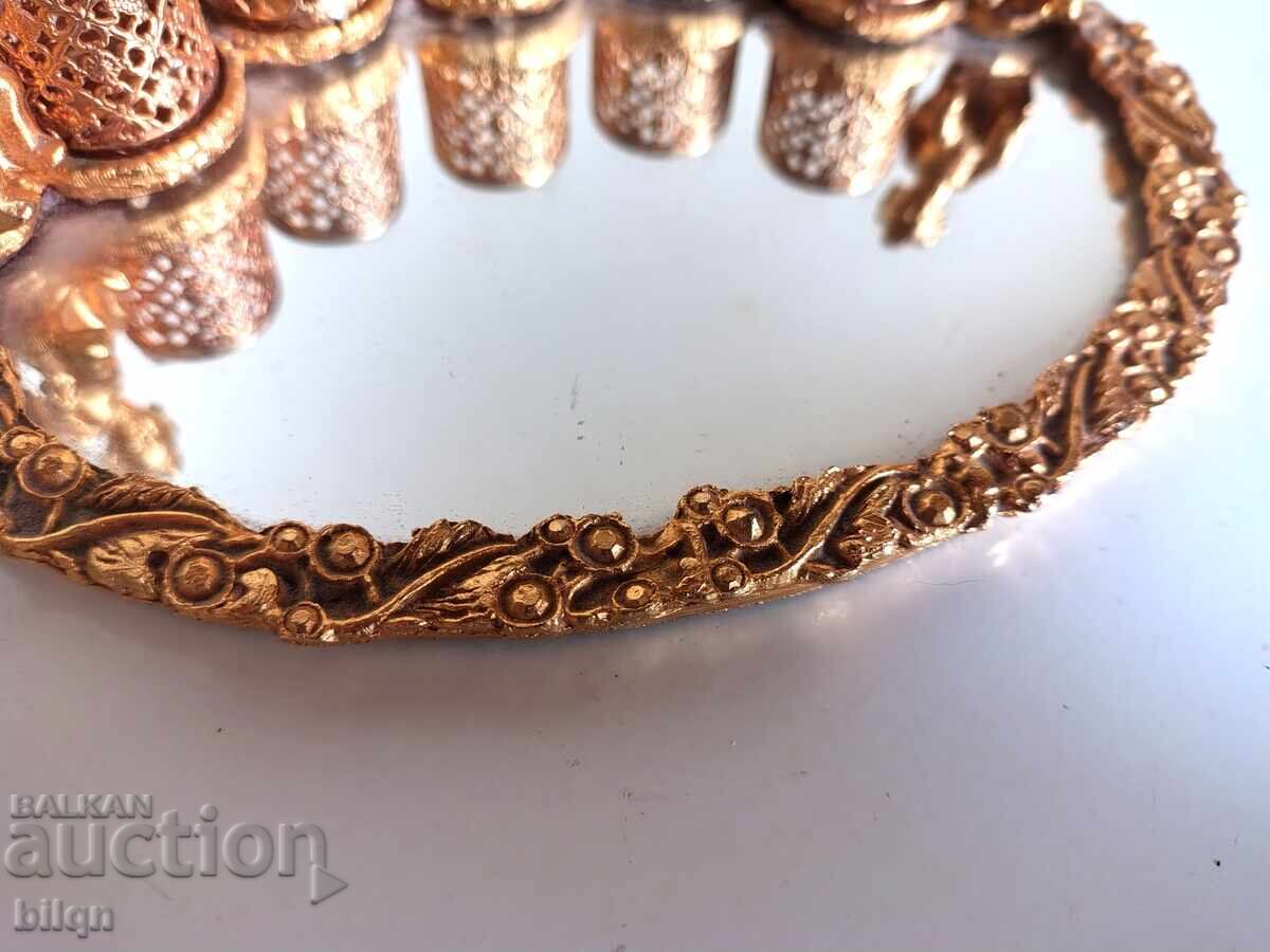 Beautiful Gold-Plated Lipstick Holder - 5