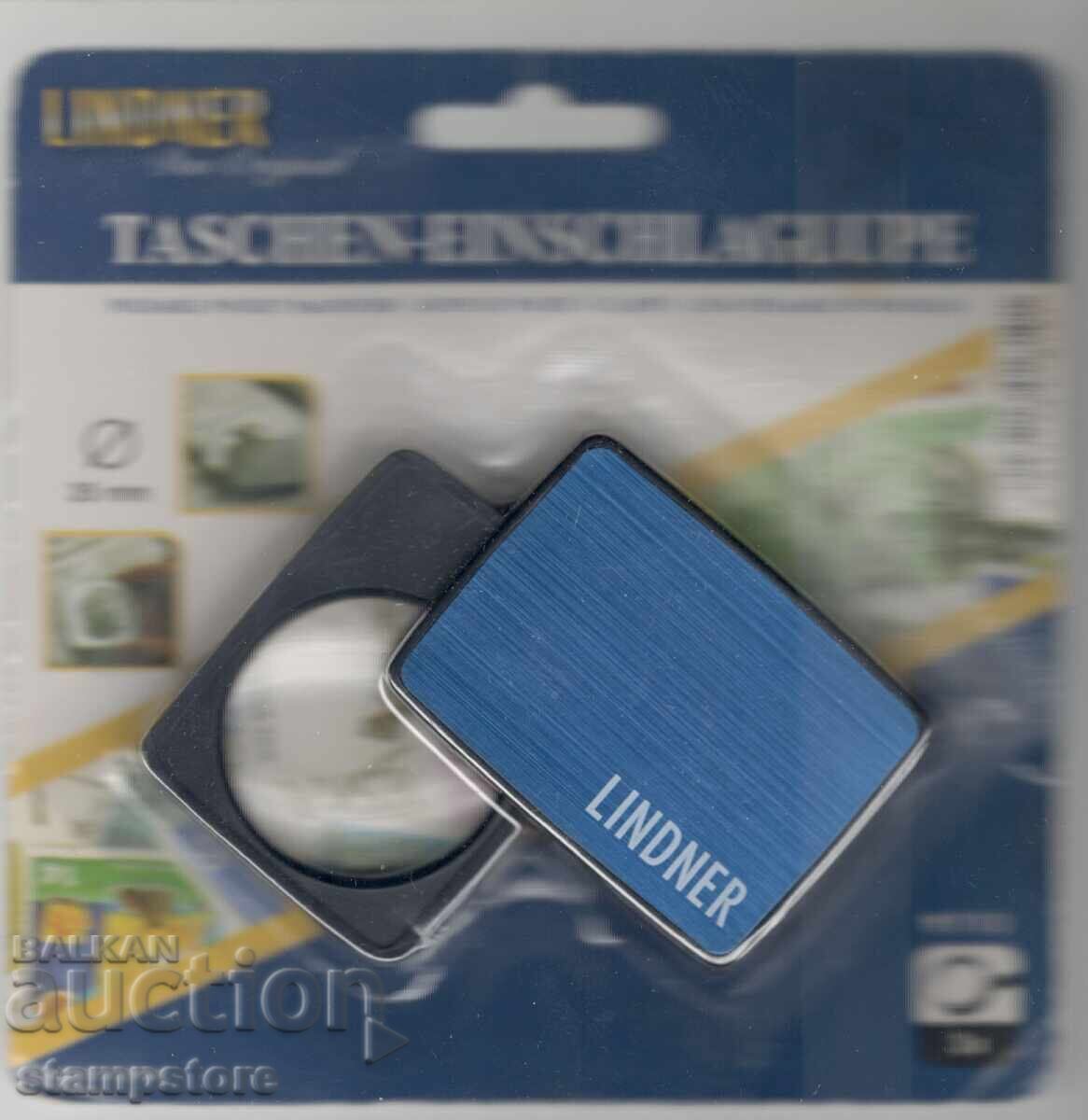 Foldable, retractable magnifying glass with 3x magnification Foldable, retractable magnifying glass with 3x magnification