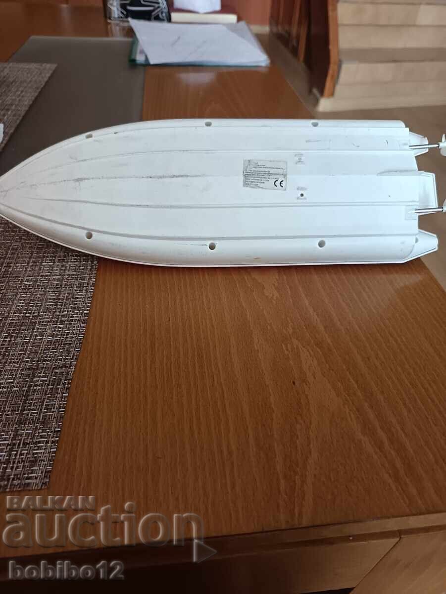 Collector's Boat - 36cm - 5
