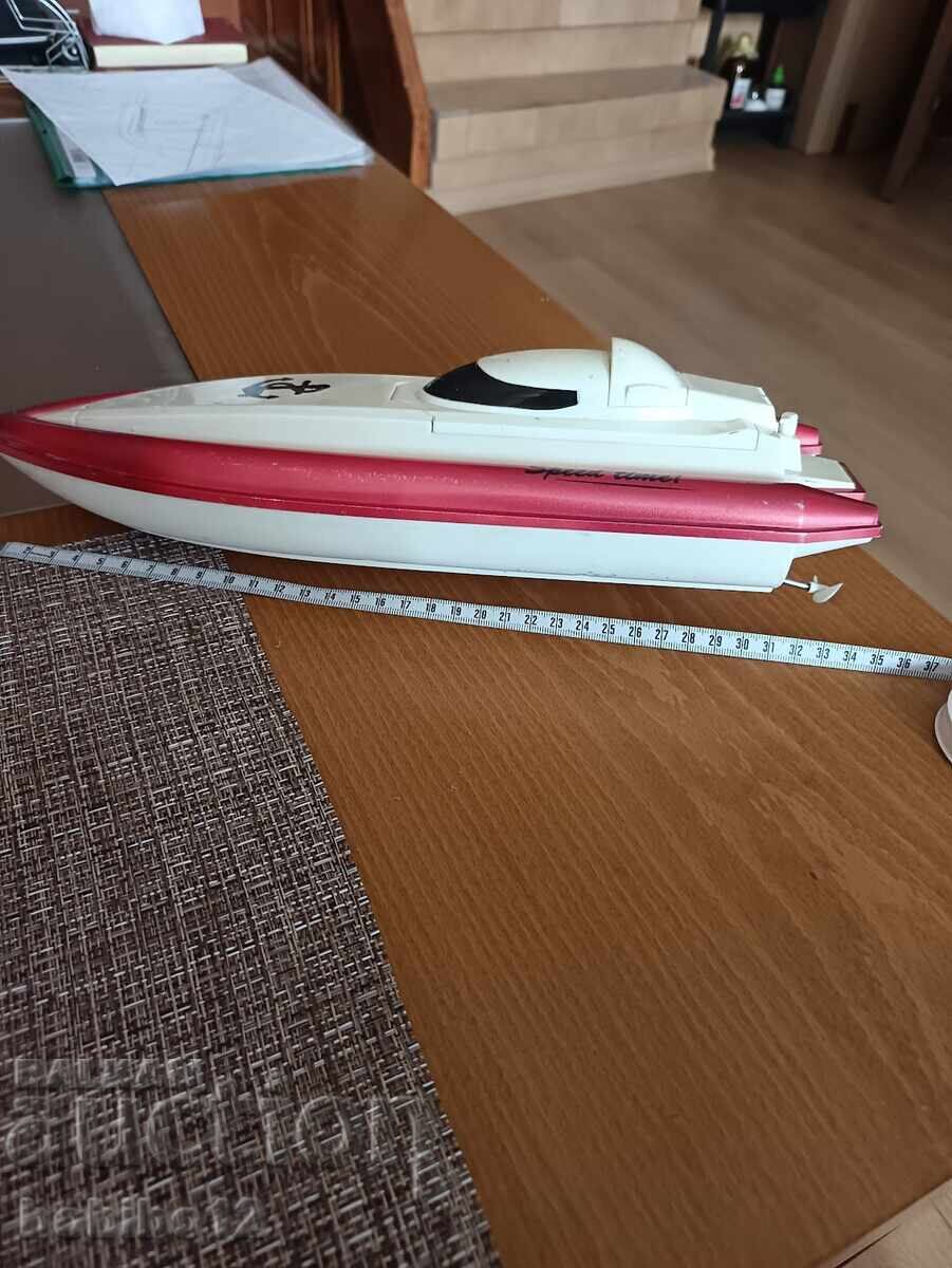 Collector's Boat - 36cm