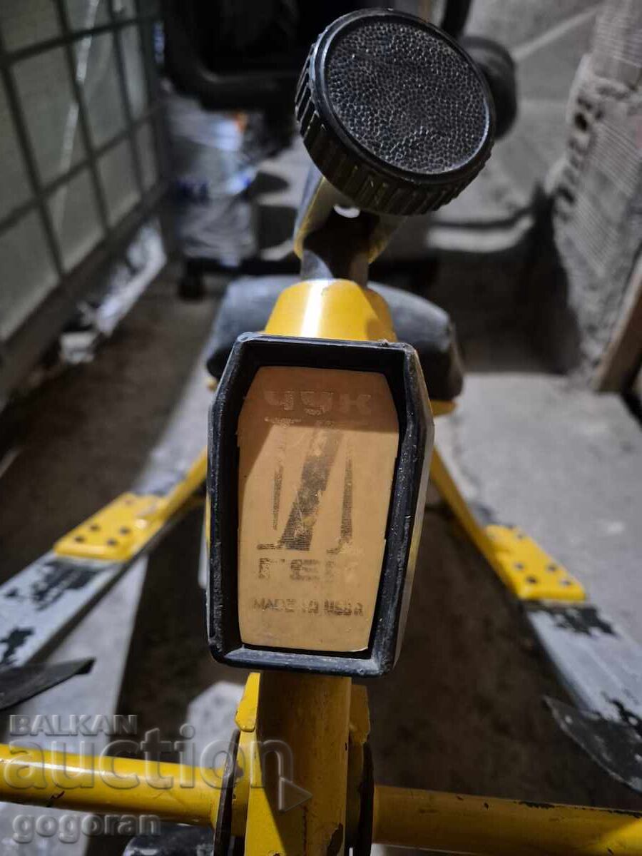 Old Soviet Sleigh Chuk and Gek - 2 with price 50.00 BGN | € 25.56 Old Soviet Sleigh Chuk and Gek - 2 with price 50.00 BGN | € 25.56