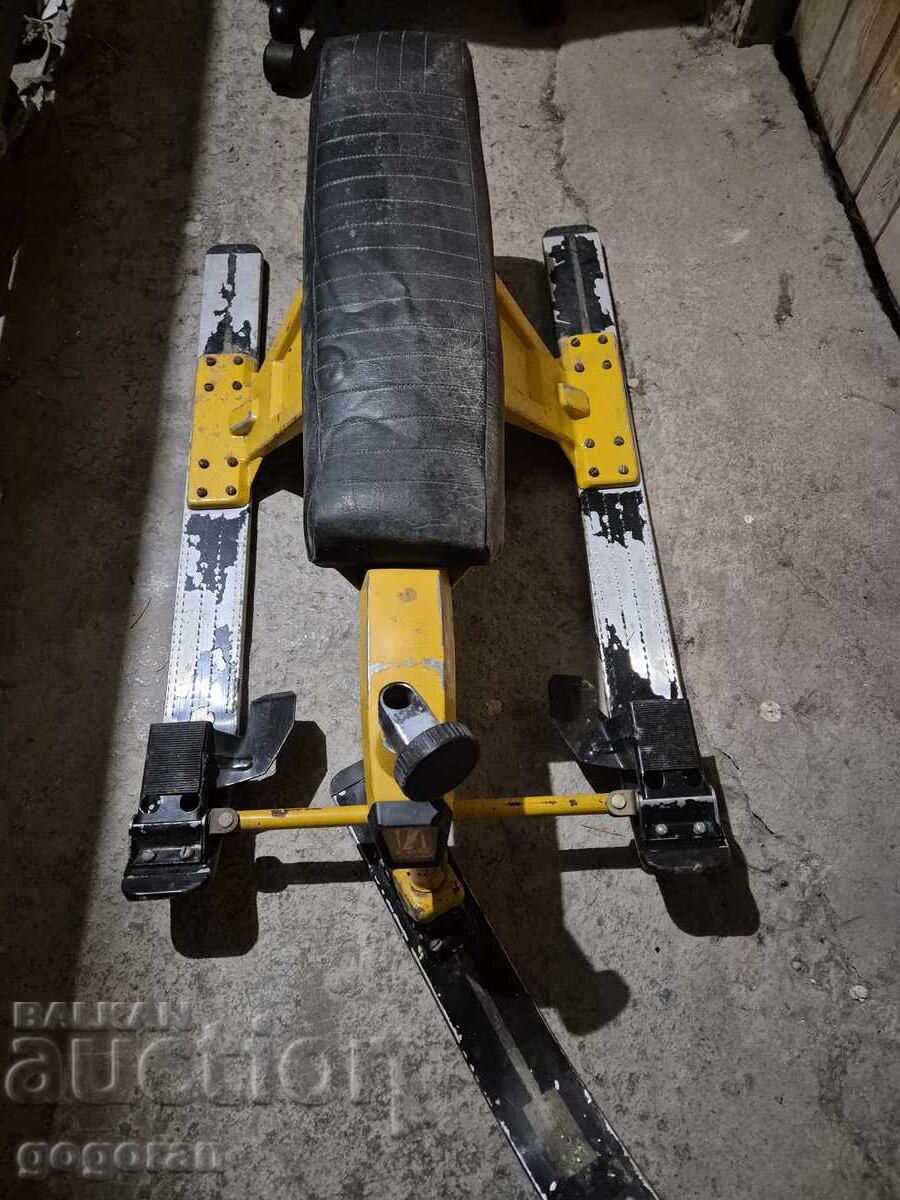 Old Soviet Sleigh Chuk and Gek - 2 Old Soviet Sleigh Chuk and Gek - 2