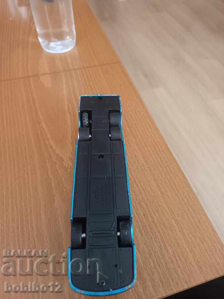 Παράδοση Παιχνίδι αεροπλάνου της Τσέλσι/Chelsea