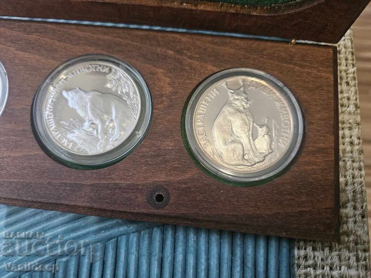 Delivery of Endangered Wild Animals Lot Silver Coins Delivery of Endangered Wild Animals Lot Silver Coins