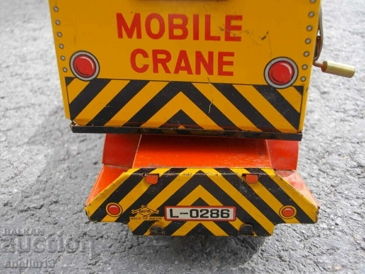 OLD SHEET METAL TOY CRANE DAIYA MOBILE CRANE JAPAN - 6