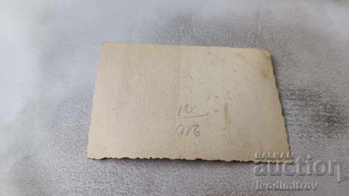 Снимка София Жена и момиче на разходка през зимата с цена 2.45 лв. | € 1.25