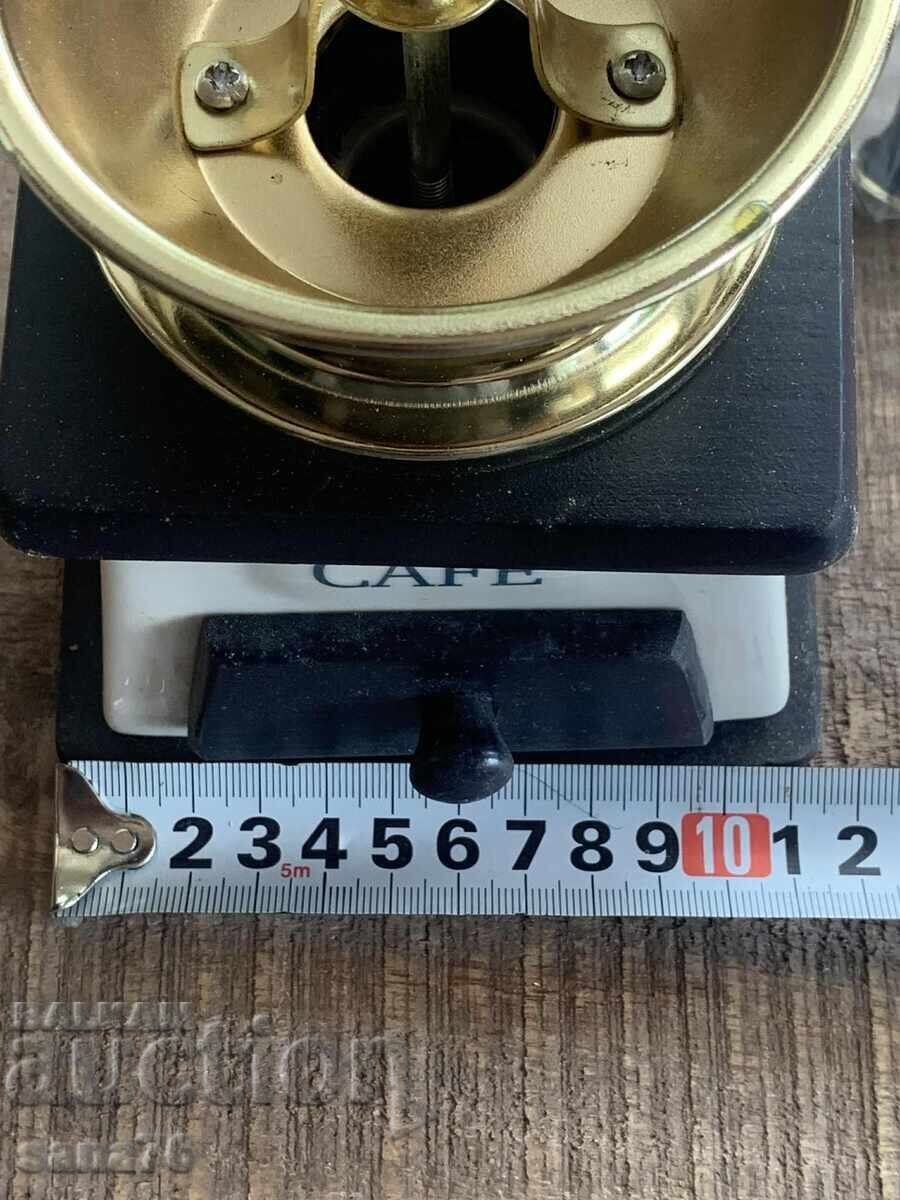 Delivery of New retro porcelain grinder, coffee mill (with box)