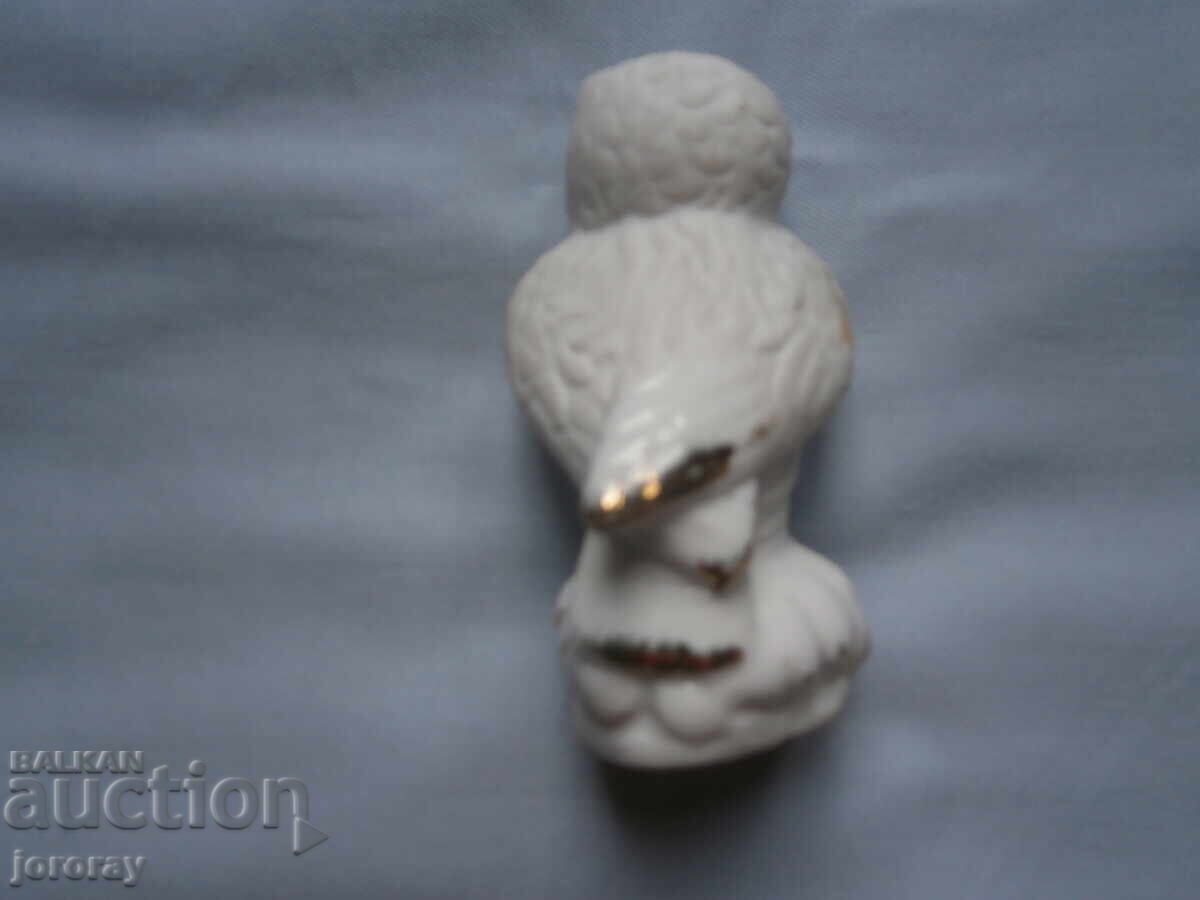 Porcelain figure with price 4.00 BGN | € 2.05 Porcelain figure with price 4.00 BGN | € 2.05