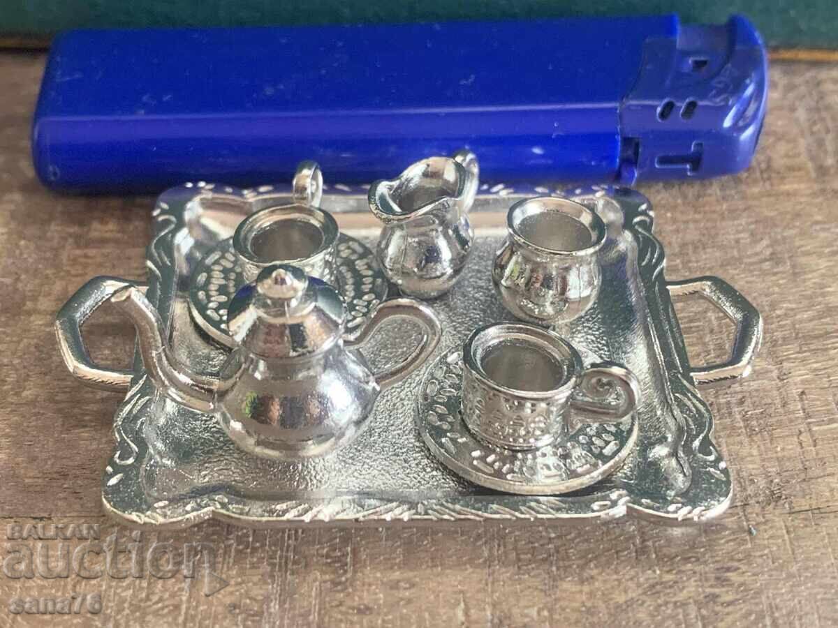Auction  Unique metal miniature - Coffee set