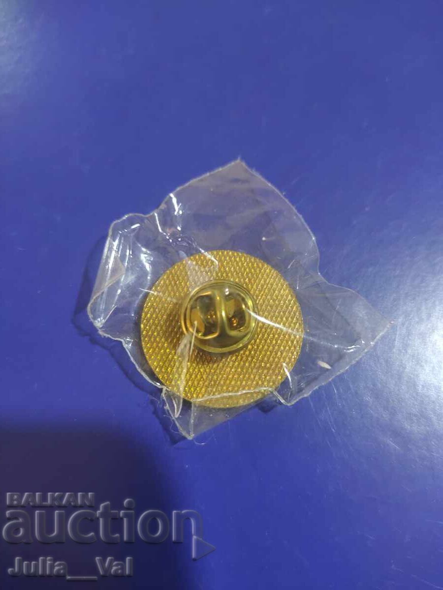 PFC Levski - Juventus - 1999 Badge with price 31.00 BGN | € 15.85 PFC Levski - Juventus - 1999 Badge with price 31.00 BGN | € 15.85