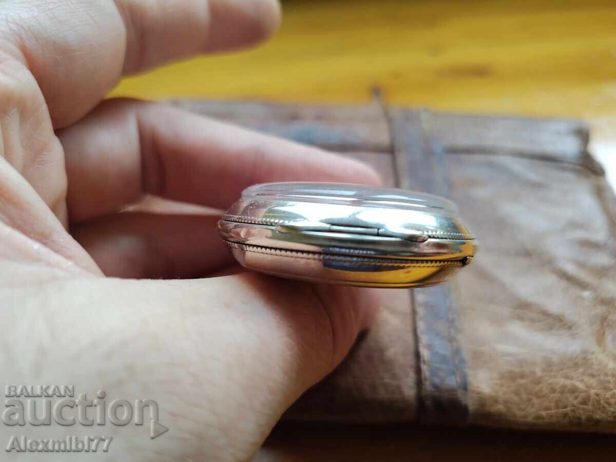 Delivery of Silver Pocket Watch - Working