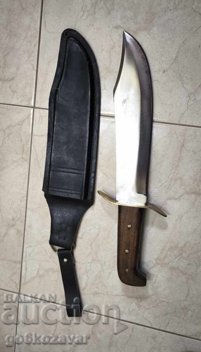 Livrarea Cuțit Bowie vechi, imens! Livrarea Cuțit Bowie vechi, imens!