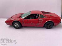 Μεγάλο μεταλλικό καρότσι