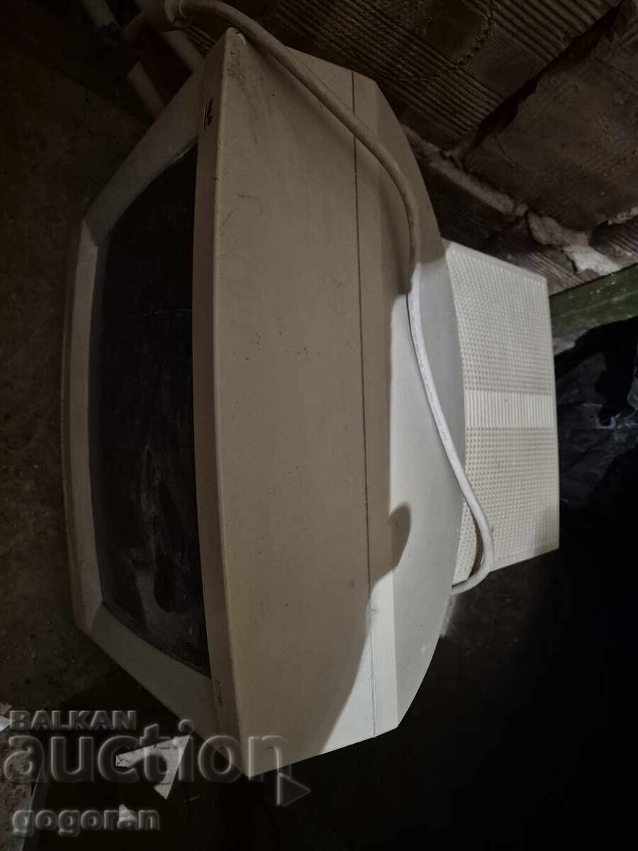 Old monitor with price 20.00 BGN | € 10.23 Old monitor with price 20.00 BGN | € 10.23