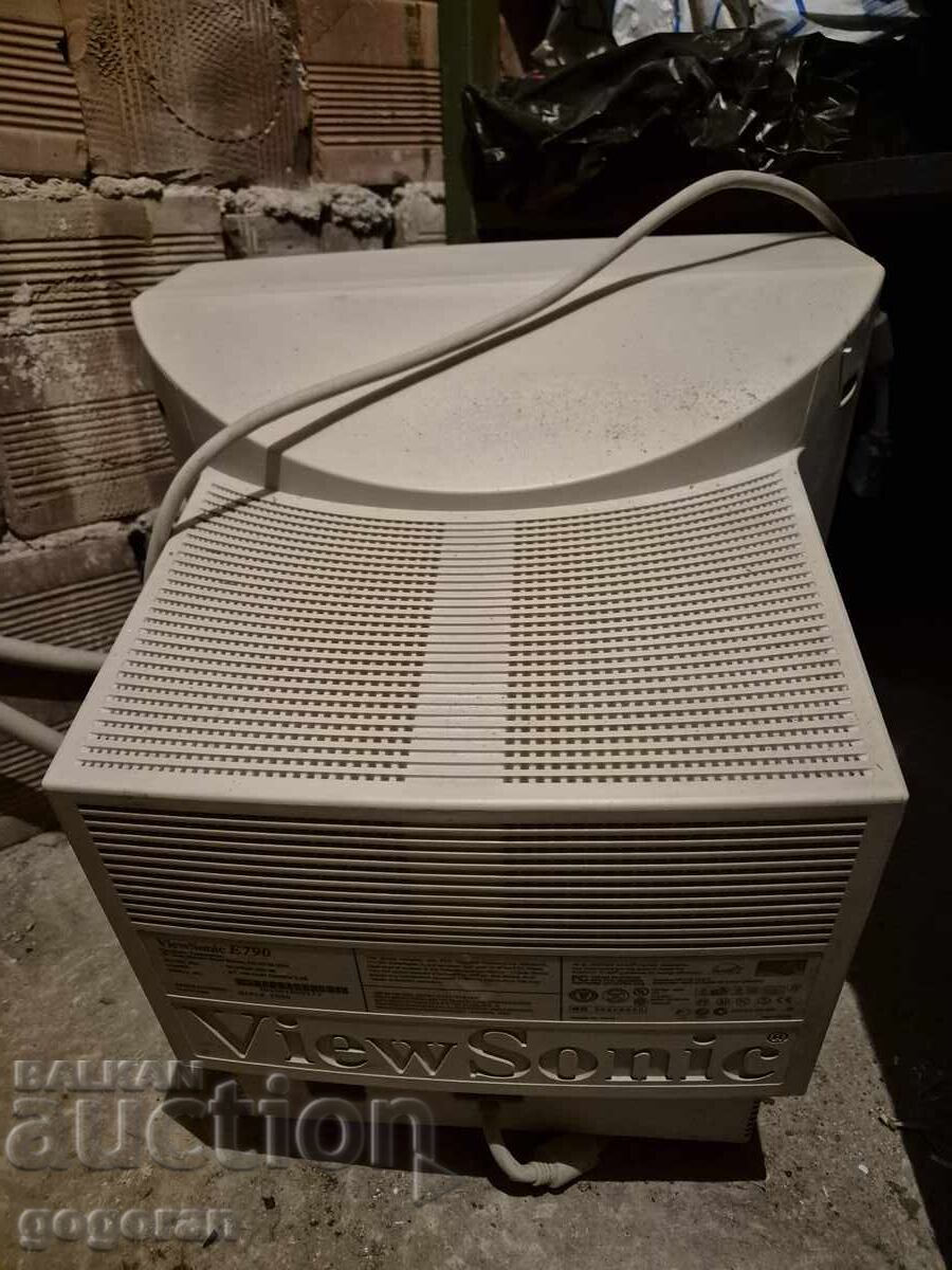 Auction Old monitor Auction Old monitor