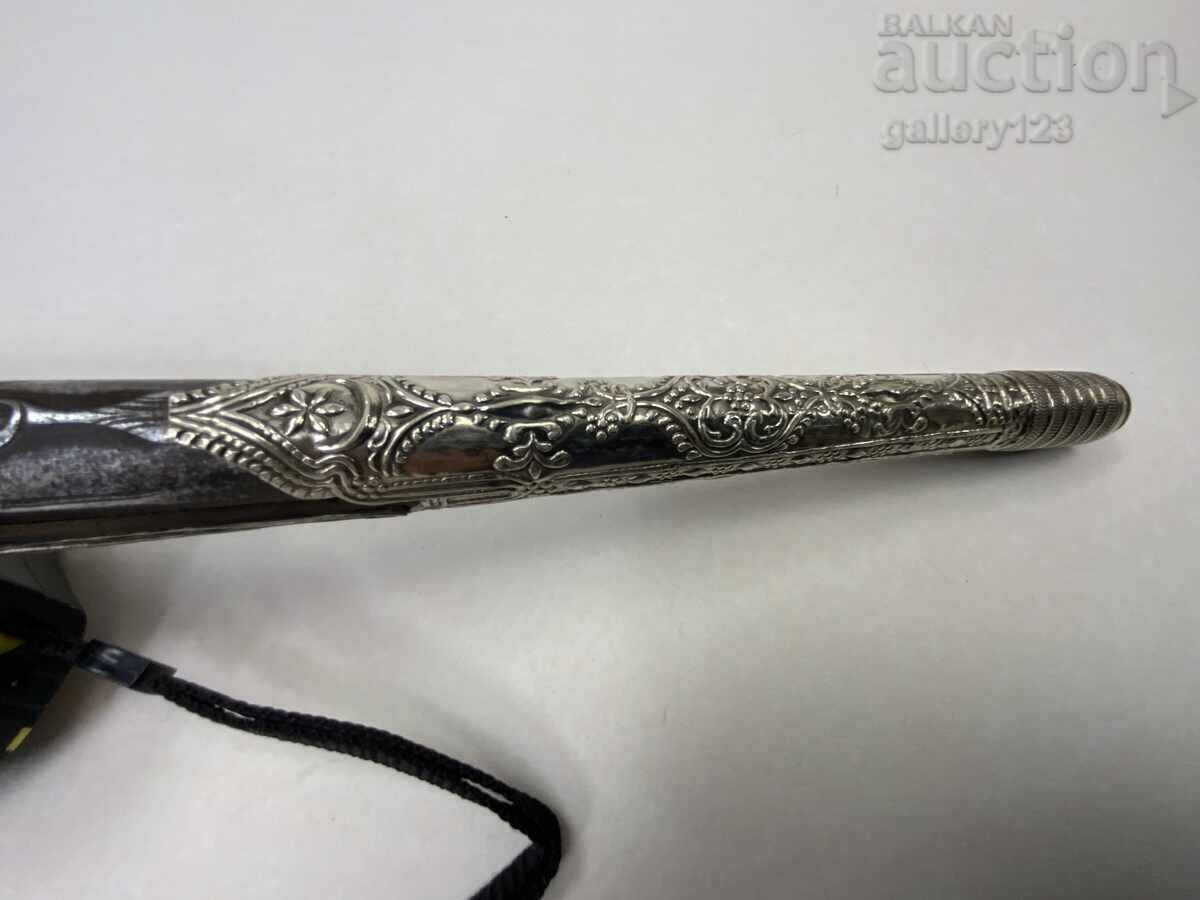 Revival flintlock pistol, silver, engraved inlays - 6 Revival flintlock pistol, silver, engraved inlays - 6