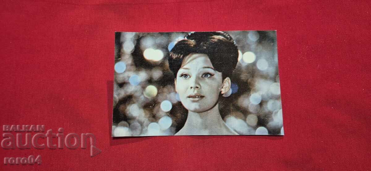 L. SAVELIEVA - RĂZBOI ȘI PACE L. SAVELIEVA - RĂZBOI ȘI PACE