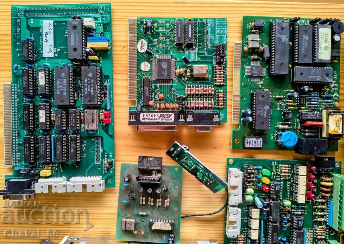 Παρτίδα ηλεκτρονικών απορριμμάτων! Παρτίδα ηλεκτρονικών απορριμμάτων!