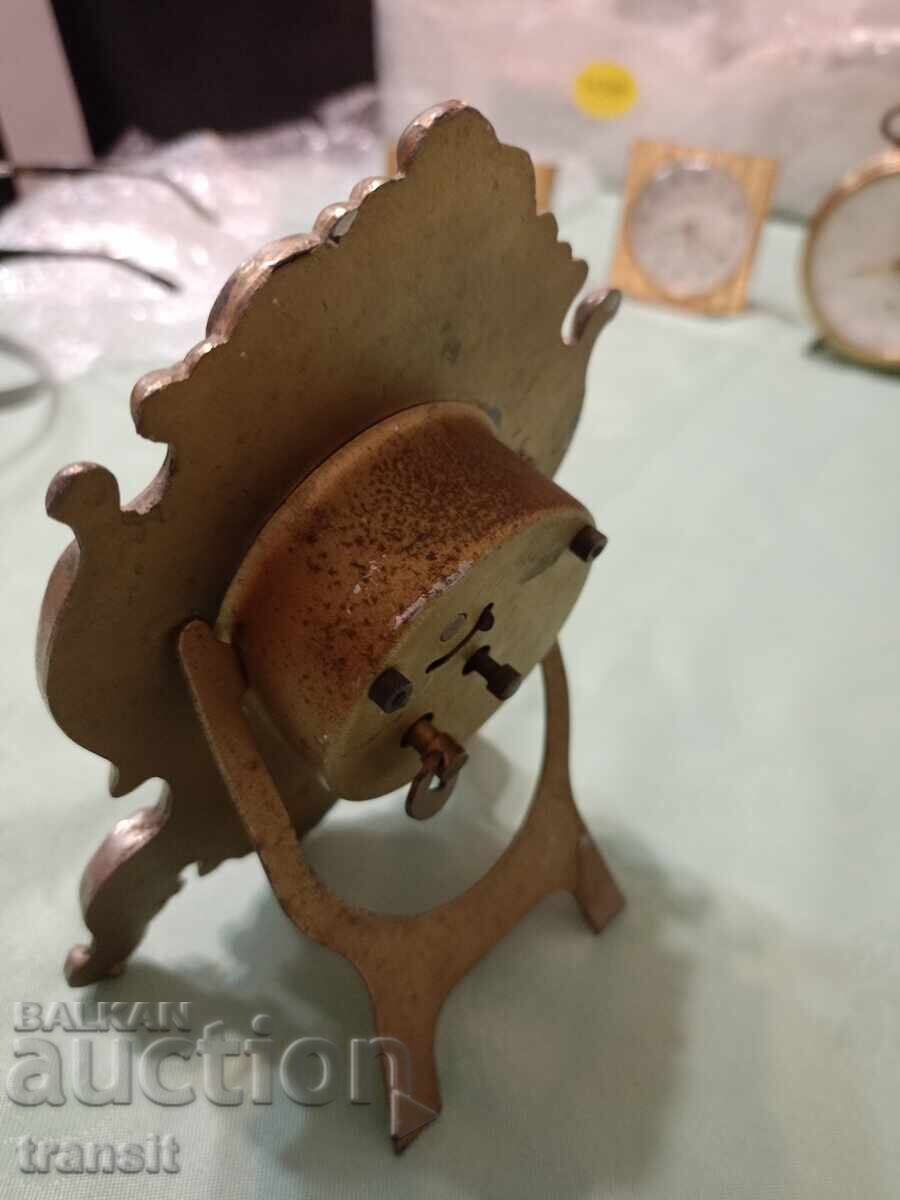 Auction Desk clock Auction Desk clock