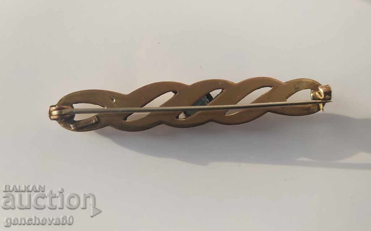 Delivery of Vintage brooch AMERICA 30s