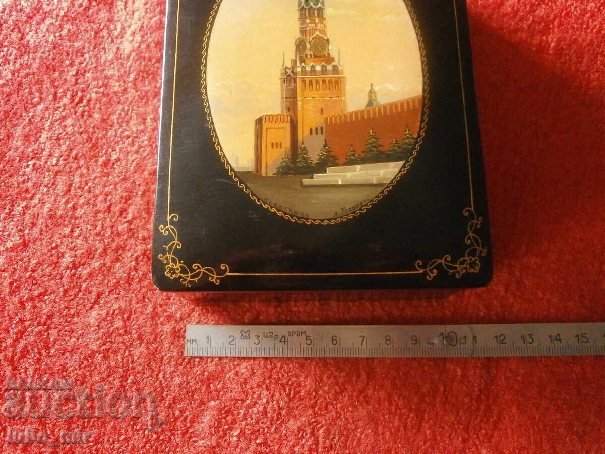 OLD RUSSIAN PAPIER-MÂCHÉ BOX - HAND-PAINTED - 5 OLD RUSSIAN PAPIER-MÂCHÉ BOX - HAND-PAINTED - 5